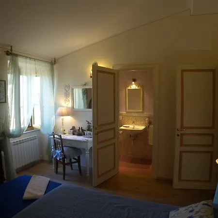 베드 앤 브렉퍼스트 아 카사 델레 파테 B&B 3*