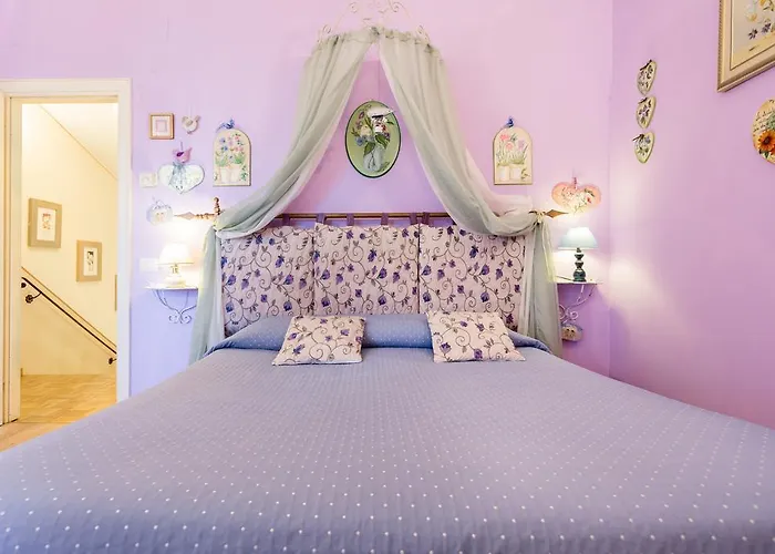 A Casa Delle Fate Bed & Breakfast 3*